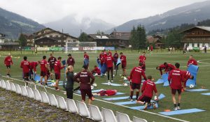 trainingskamp voetbal organiseren plannen regelen oostenrijk bergen trainen